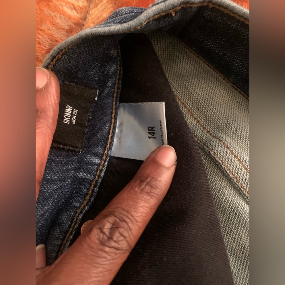 Express Jeans - Picture 2 of 3